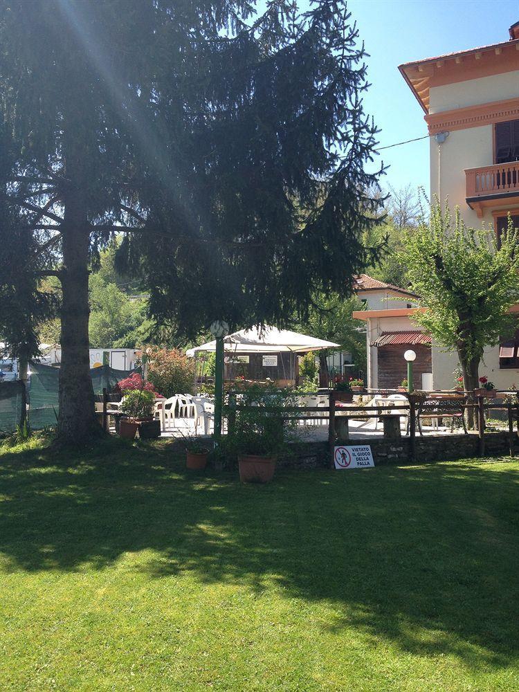 Albergo Chiara Savignone Exterior photo