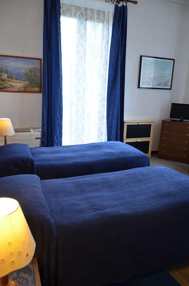 Albergo Chiara Savignone Exterior photo